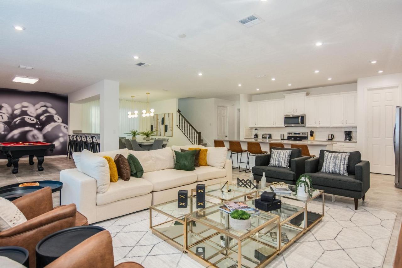 Holiday home Brand New 9 Bedrooms House With Private Pool, Star Wars Game Room, Theme And View Sa2145 *